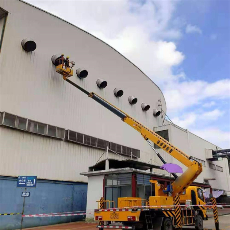 濉溪县高空作业车出租服务：专业广告牌安装解决方案